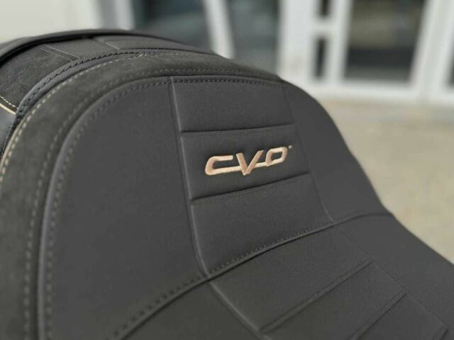 Харлей-Дэвидсон CVO Street Glide, объемом двигателя 1.98 л и пробегом 0 тыс. км за 59931 $, фото 3 на Automoto.ua