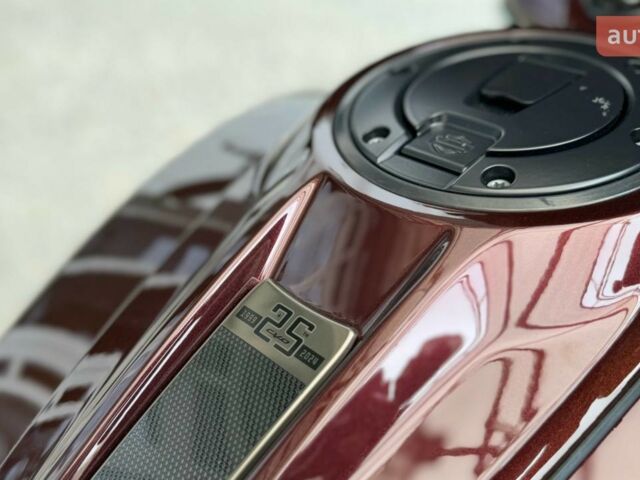 Харлей-Дэвидсон CVO Street Glide, объемом двигателя 1.92 л и пробегом 0 тыс. км за 57207 $, фото 9 на Automoto.ua