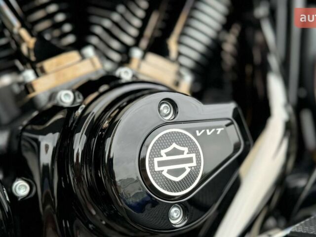 Харлей-Дэвидсон CVO Street Glide, объемом двигателя 1.92 л и пробегом 0 тыс. км за 57207 $, фото 6 на Automoto.ua