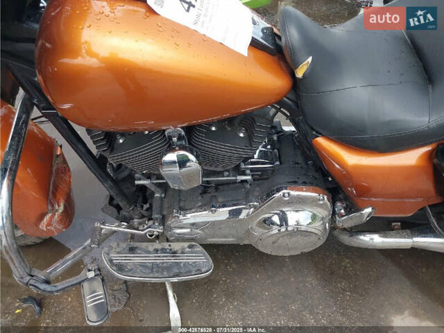 Помаранчевий Харлей-Девідсон CVO Street Glide, об'ємом двигуна 0 л та пробігом 45 тис. км за 2900 $, фото 7 на Automoto.ua
