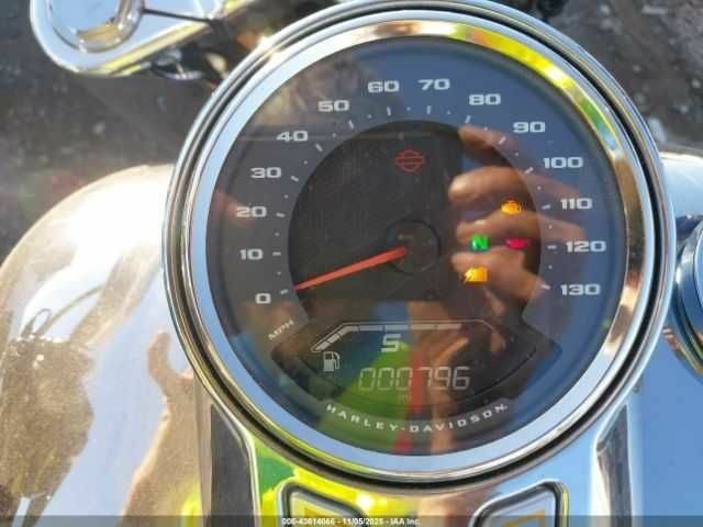 Харлей-Дэвидсон Другая, объемом двигателя 1.9 л и пробегом 0 тыс. км за 5000 $, фото 10 на Automoto.ua