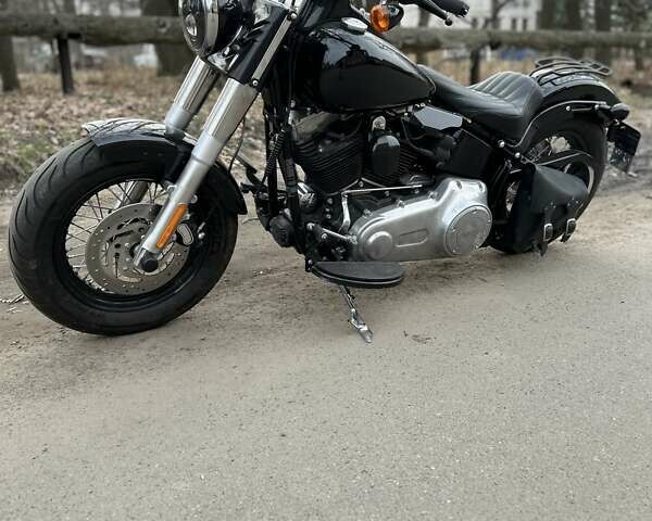 Черный Харлей-Дэвидсон Dyna Softail, объемом двигателя 1.7 л и пробегом 10 тыс. км за 13300 $, фото 2 на Automoto.ua