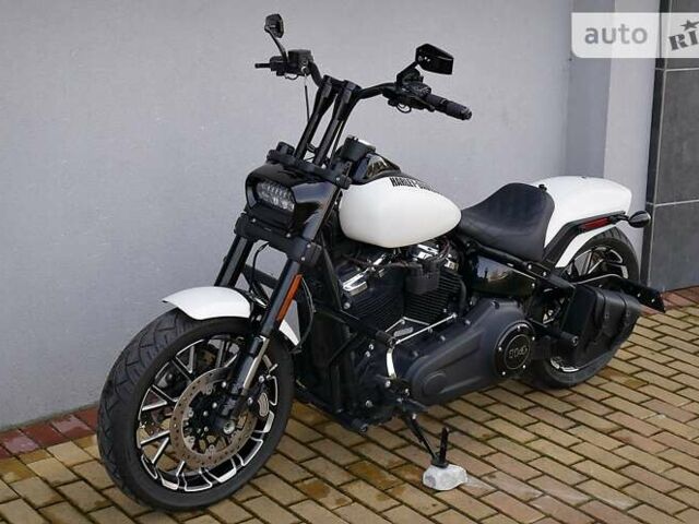 Білий Харлей-Девідсон Fat Bob, об'ємом двигуна 1.75 л та пробігом 14 тис. км за 23999 $, фото 15 на Automoto.ua