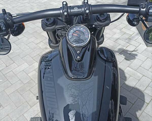 Чорний Харлей-Девідсон Fat Bob, об'ємом двигуна 1.8 л та пробігом 16 тис. км за 19500 $, фото 67 на Automoto.ua