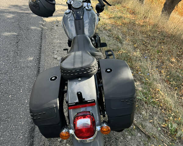 Харлей-Дэвидсон FLHCS 2017 в Черкассах на Automoto.ua Серый Харлей-Дэвидсон FLHCS, объемом двигателя 1.87 л и пробегом 8 тыс. км за 17000 $, фото 3 на Automoto.ua