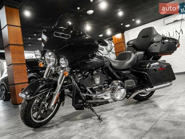 Черный Харлей-Дэвидсон FLHTCU Ultra Classic Electra Glide, объемом двигателя 1.75 л и пробегом 35 тыс. км за 20900 $, фото 50 на Automoto.ua