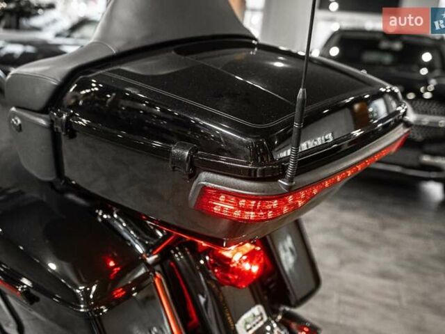 Черный Харлей-Дэвидсон FLHTCU Ultra Classic Electra Glide, объемом двигателя 1.75 л и пробегом 35 тыс. км за 20900 $, фото 10 на Automoto.ua
