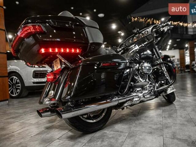 Черный Харлей-Дэвидсон FLHTCU Ultra Classic Electra Glide, объемом двигателя 1.75 л и пробегом 35 тыс. км за 20900 $, фото 8 на Automoto.ua