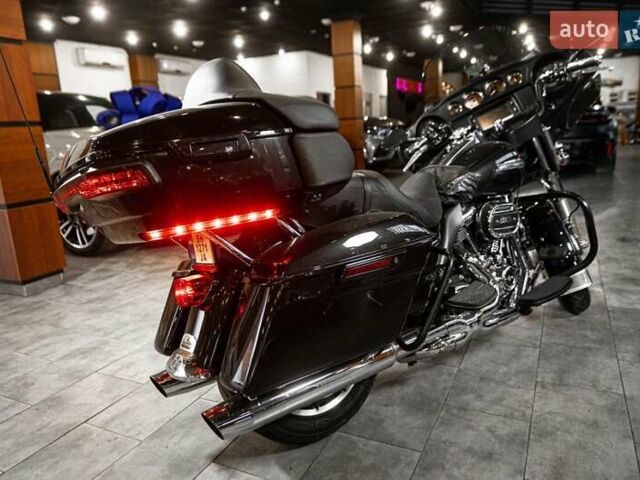 Черный Харлей-Дэвидсон FLHTCU Ultra Classic Electra Glide, объемом двигателя 1.75 л и пробегом 35 тыс. км за 19999 $, фото 5 на Automoto.ua