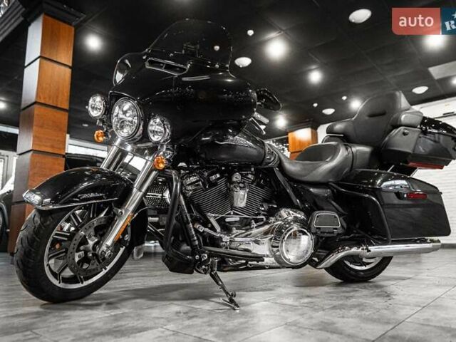 Черный Харлей-Дэвидсон FLHTCU Ultra Classic Electra Glide, объемом двигателя 1.75 л и пробегом 35 тыс. км за 20900 $, фото 53 на Automoto.ua