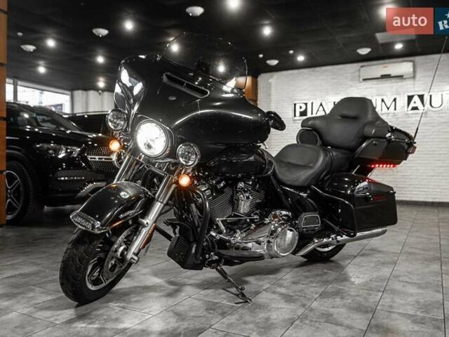 Черный Харлей-Дэвидсон FLHTCU Ultra Classic Electra Glide, объемом двигателя 1.75 л и пробегом 35 тыс. км за 19999 $, фото 44 на Automoto.ua