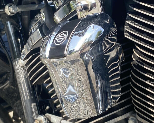 Чорний Харлей-Девідсон FLHTCU Ultra Classic Electra Glide, об'ємом двигуна 1.7 л та пробігом 19 тис. км за 19000 $, фото 7 на Automoto.ua