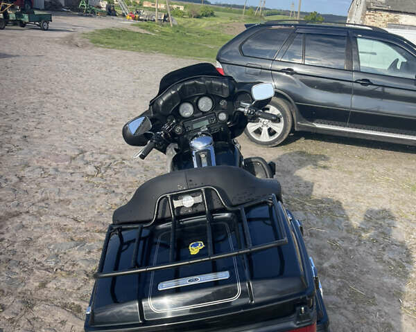Чорний Харлей-Девідсон FLHTCU Ultra Classic Electra Glide, об'ємом двигуна 1.6 л та пробігом 40 тис. км за 11000 $, фото 2 на Automoto.ua