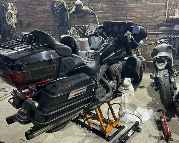 Черный Харлей-Дэвидсон FLHTCU Ultra Classic Electra Glide, объемом двигателя 1.6 л и пробегом 40 тыс. км за 11000 $, фото 9 на Automoto.ua
