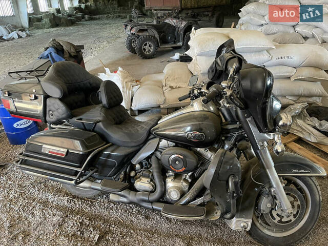 Черный Харлей-Дэвидсон FLHTCU Ultra Classic Electra Glide, объемом двигателя 1.6 л и пробегом 40 тыс. км за 11000 $, фото 8 на Automoto.ua
