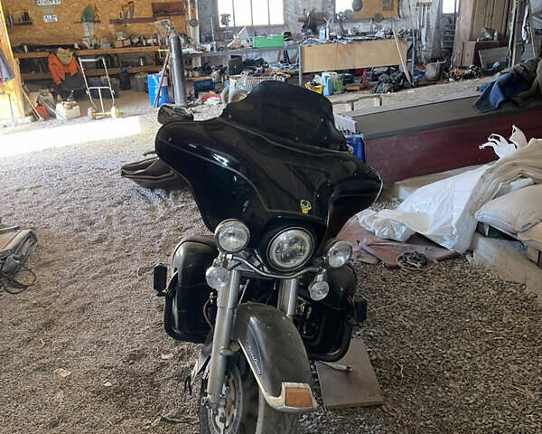 Чорний Харлей-Девідсон FLHTCU Ultra Classic Electra Glide, об'ємом двигуна 1.6 л та пробігом 40 тис. км за 11000 $, фото 12 на Automoto.ua