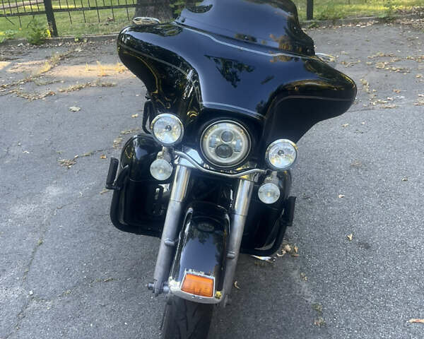 Чорний Харлей-Девідсон FLHTCU Ultra Classic Electra Glide, об'ємом двигуна 1.58 л та пробігом 35 тис. км за 9550 $, фото 7 на Automoto.ua