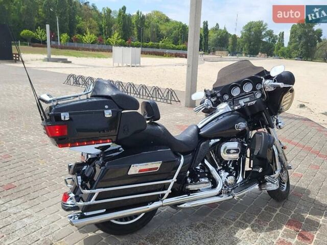 Черный Харлей-Дэвидсон FLHTCU Ultra Classic Electra Glide, объемом двигателя 0 л и пробегом 27 тыс. км за 14700 $, фото 6 на Automoto.ua