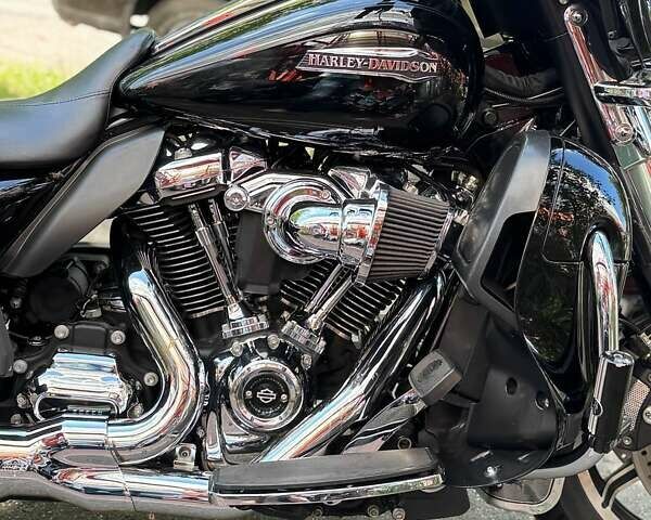 Черный Харлей-Дэвидсон FLHTCU Ultra Classic Electra Glide, объемом двигателя 0 л и пробегом 56 тыс. км за 18500 $, фото 6 на Automoto.ua