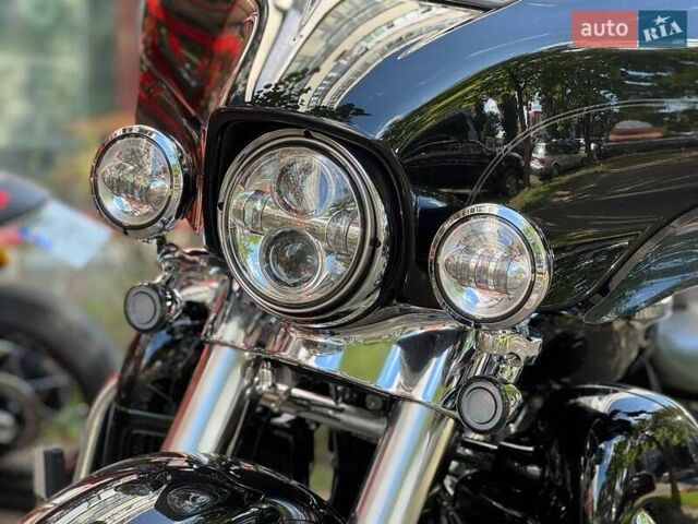 Черный Харлей-Дэвидсон FLHTCU Ultra Classic Electra Glide, объемом двигателя 0 л и пробегом 56 тыс. км за 18500 $, фото 7 на Automoto.ua