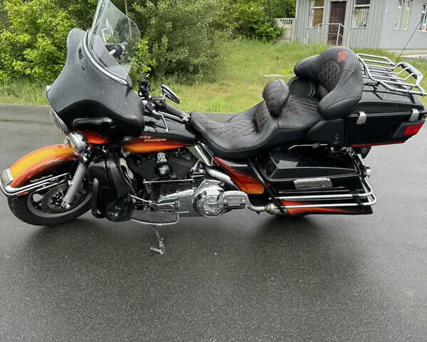 Черный Харлей-Дэвидсон FLHTCU Ultra Classic Electra Glide, объемом двигателя 1.58 л и пробегом 40 тыс. км за 8500 $, фото 6 на Automoto.ua