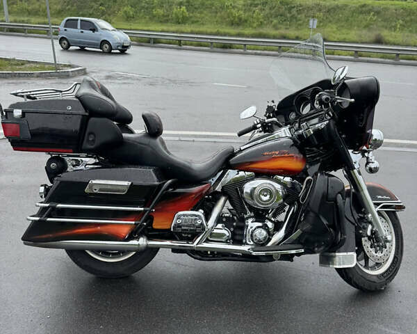 Черный Харлей-Дэвидсон FLHTCU Ultra Classic Electra Glide, объемом двигателя 1.58 л и пробегом 40 тыс. км за 8500 $, фото 2 на Automoto.ua