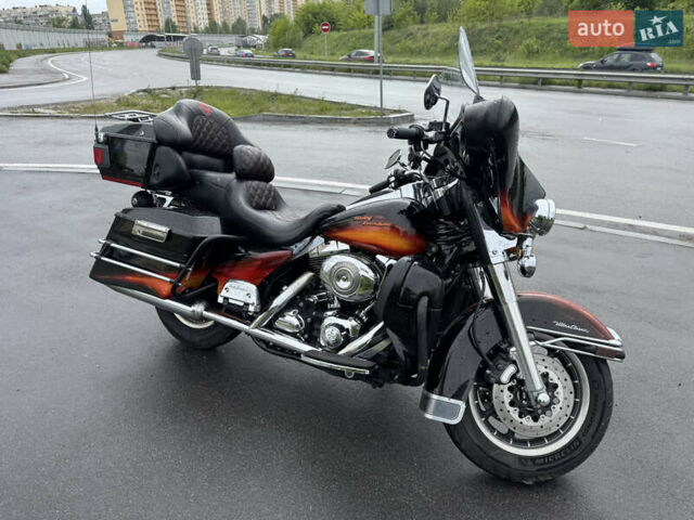 Черный Харлей-Дэвидсон FLHTCU Ultra Classic Electra Glide, объемом двигателя 1.58 л и пробегом 40 тыс. км за 8500 $, фото 1 на Automoto.ua