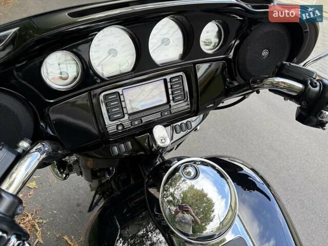 Черный Харлей-Дэвидсон FLHTCU Ultra Classic Electra Glide, объемом двигателя 0 л и пробегом 12 тыс. км за 16300 $, фото 6 на Automoto.ua
