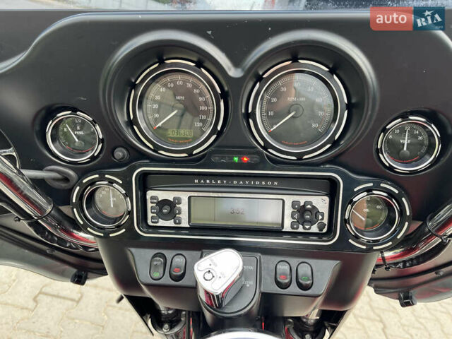 Красный Харлей-Дэвидсон FLHTCU Ultra Classic Electra Glide, объемом двигателя 1.7 л и пробегом 36 тыс. км за 11000 $, фото 33 на Automoto.ua