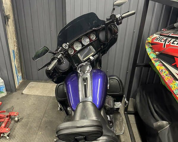 Синий Харлей-Дэвидсон FLHTCU Ultra Classic Electra Glide, объемом двигателя 1.8 л и пробегом 78 тыс. км за 16000 $, фото 2 на Automoto.ua