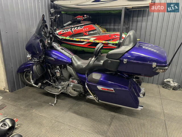 Синий Харлей-Дэвидсон FLHTCU Ultra Classic Electra Glide, объемом двигателя 1.8 л и пробегом 78 тыс. км за 16000 $, фото 4 на Automoto.ua