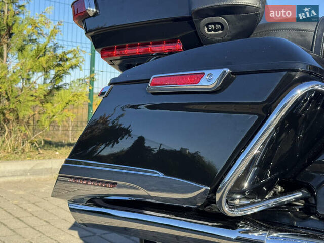 Черный Харлей-Дэвидсон FLHTK, объемом двигателя 1.85 л и пробегом 23 тыс. км за 23500 $, фото 22 на Automoto.ua