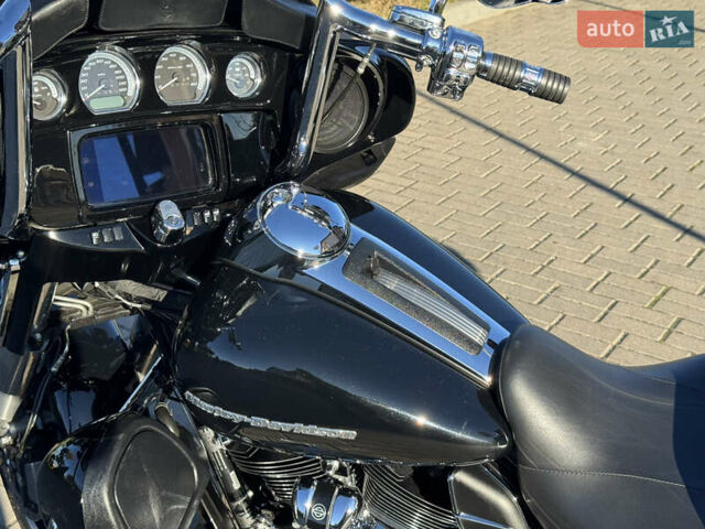 Черный Харлей-Дэвидсон FLHTK, объемом двигателя 1.85 л и пробегом 23 тыс. км за 23500 $, фото 39 на Automoto.ua