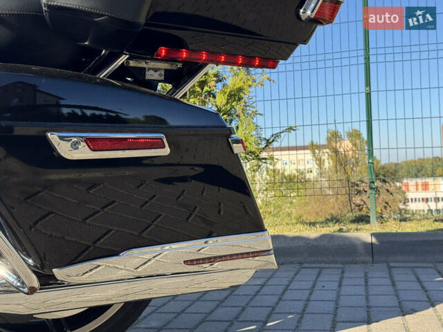 Черный Харлей-Дэвидсон FLHTK, объемом двигателя 1.85 л и пробегом 23 тыс. км за 23500 $, фото 16 на Automoto.ua