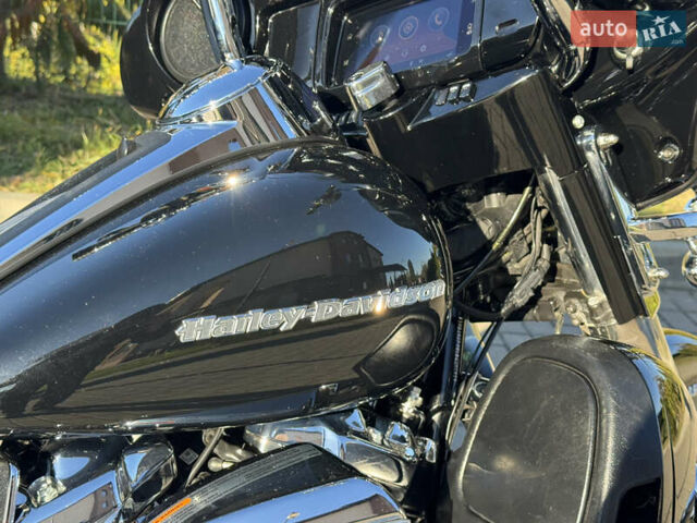 Черный Харлей-Дэвидсон FLHTK, объемом двигателя 1.85 л и пробегом 23 тыс. км за 23500 $, фото 29 на Automoto.ua