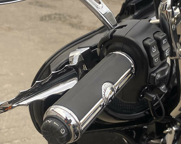 Фіолетовий Харлей-Девідсон FLHTK, об'ємом двигуна 1.87 л та пробігом 16 тис. км за 39000 $, фото 9 на Automoto.ua