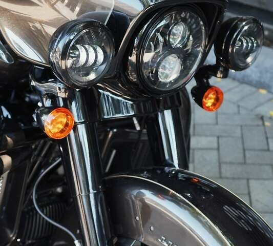 Сірий Харлей-Девідсон FLHTK, об'ємом двигуна 1.87 л та пробігом 1 тис. км за 29900 $, фото 3 на Automoto.ua