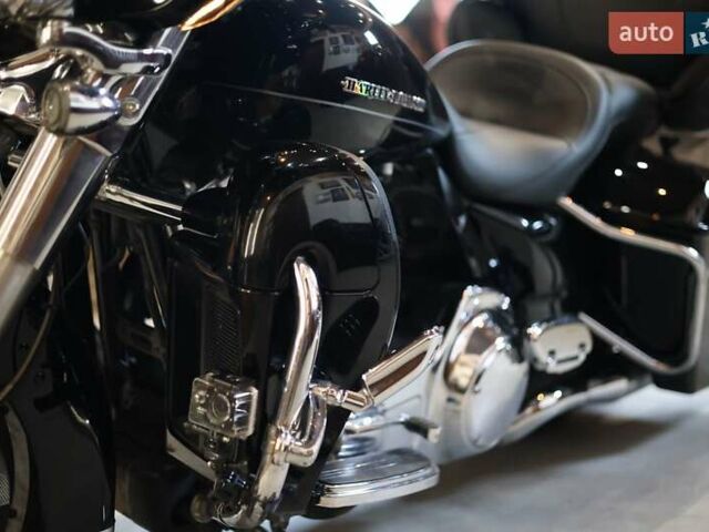 Чорний Харлей-Девідсон FLHTK Electra Glide Ultra Limited, об'ємом двигуна 1.8 л та пробігом 86 тис. км за 15500 $, фото 3 на Automoto.ua