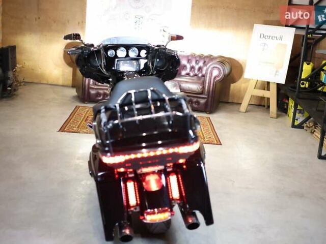 Чорний Харлей-Девідсон FLHTK Electra Glide Ultra Limited, об'ємом двигуна 1.8 л та пробігом 86 тис. км за 15500 $, фото 14 на Automoto.ua