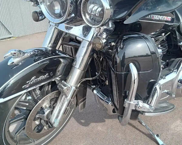 Черный Харлей-Дэвидсон FLHTK Electra Glide Ultra Limited, объемом двигателя 1.54 л и пробегом 39 тыс. км за 18000 $, фото 10 на Automoto.ua