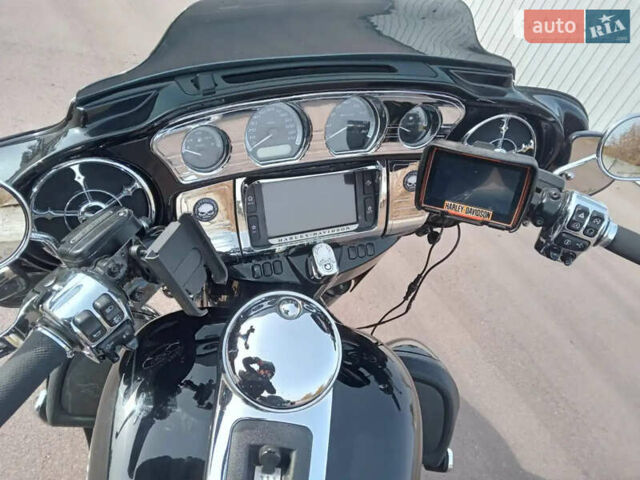 Черный Харлей-Дэвидсон FLHTK Electra Glide Ultra Limited, объемом двигателя 1.54 л и пробегом 39 тыс. км за 18000 $, фото 6 на Automoto.ua