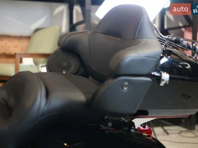 Чорний Харлей-Девідсон FLHTK Electra Glide Ultra Limited, об'ємом двигуна 1.8 л та пробігом 86 тис. км за 15500 $, фото 32 на Automoto.ua