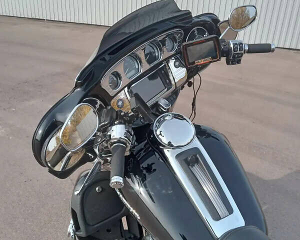 Черный Харлей-Дэвидсон FLHTK Electra Glide Ultra Limited, объемом двигателя 1.54 л и пробегом 39 тыс. км за 18000 $, фото 1 на Automoto.ua