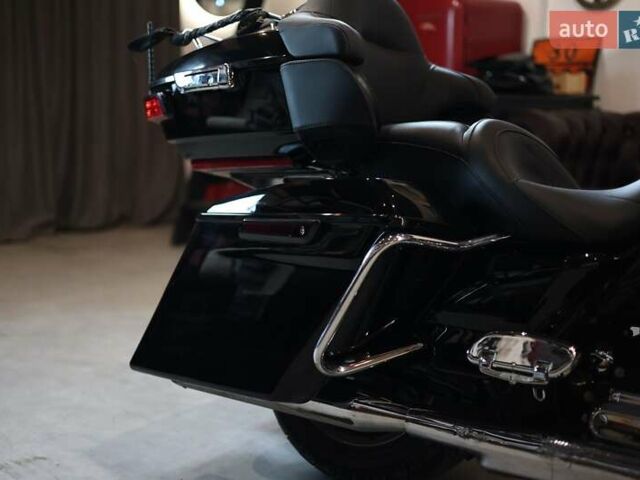 Чорний Харлей-Девідсон FLHTK Electra Glide Ultra Limited, об'ємом двигуна 1.8 л та пробігом 86 тис. км за 15500 $, фото 12 на Automoto.ua