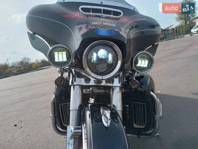 Черный Харлей-Дэвидсон FLHTK Electra Glide Ultra Limited, объемом двигателя 1.54 л и пробегом 39 тыс. км за 18000 $, фото 22 на Automoto.ua