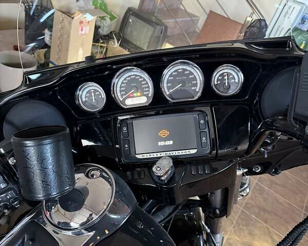 Черный Харлей-Дэвидсон FLHTK Electra Glide Ultra Limited, объемом двигателя 0 л и пробегом 23 тыс. км за 17100 $, фото 7 на Automoto.ua