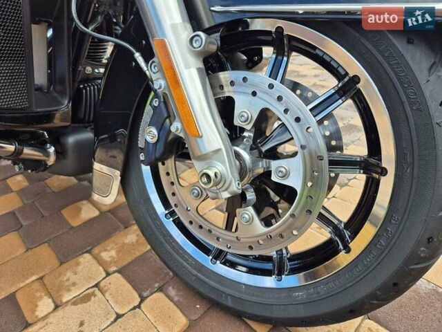 Чорний Харлей-Девідсон FLHTK Electra Glide Ultra Limited, об'ємом двигуна 1.87 л та пробігом 18 тис. км за 27200 $, фото 5 на Automoto.ua