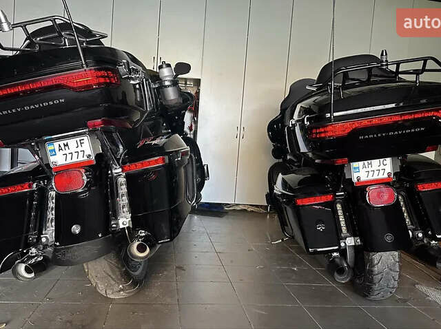 Черный Харлей-Дэвидсон FLHTK Electra Glide Ultra Limited, объемом двигателя 2 л и пробегом 2 тыс. км за 29550 $, фото 4 на Automoto.ua