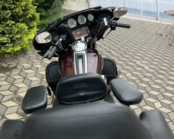 Красный Харлей-Дэвидсон FLHTK Electra Glide Ultra Limited, объемом двигателя 1.85 л и пробегом 12 тыс. км за 26300 $, фото 11 на Automoto.ua