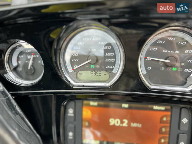 Красный Харлей-Дэвидсон FLHTK Electra Glide Ultra Limited, объемом двигателя 1.85 л и пробегом 12 тыс. км за 26300 $, фото 15 на Automoto.ua